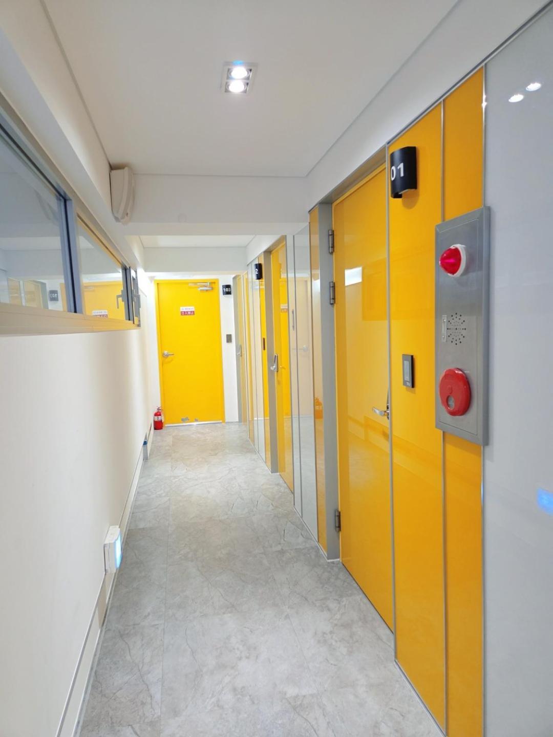 Hostel Look